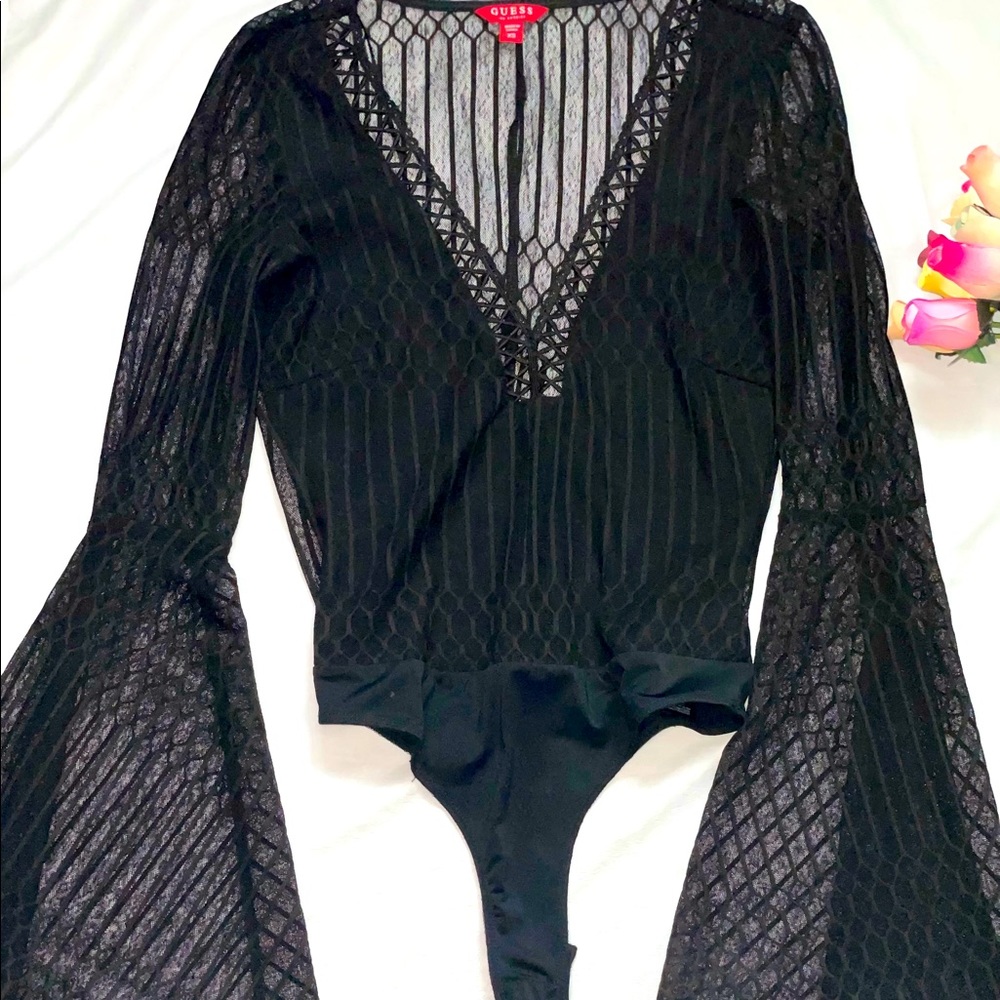 XS Guess long sleeve beautiful top